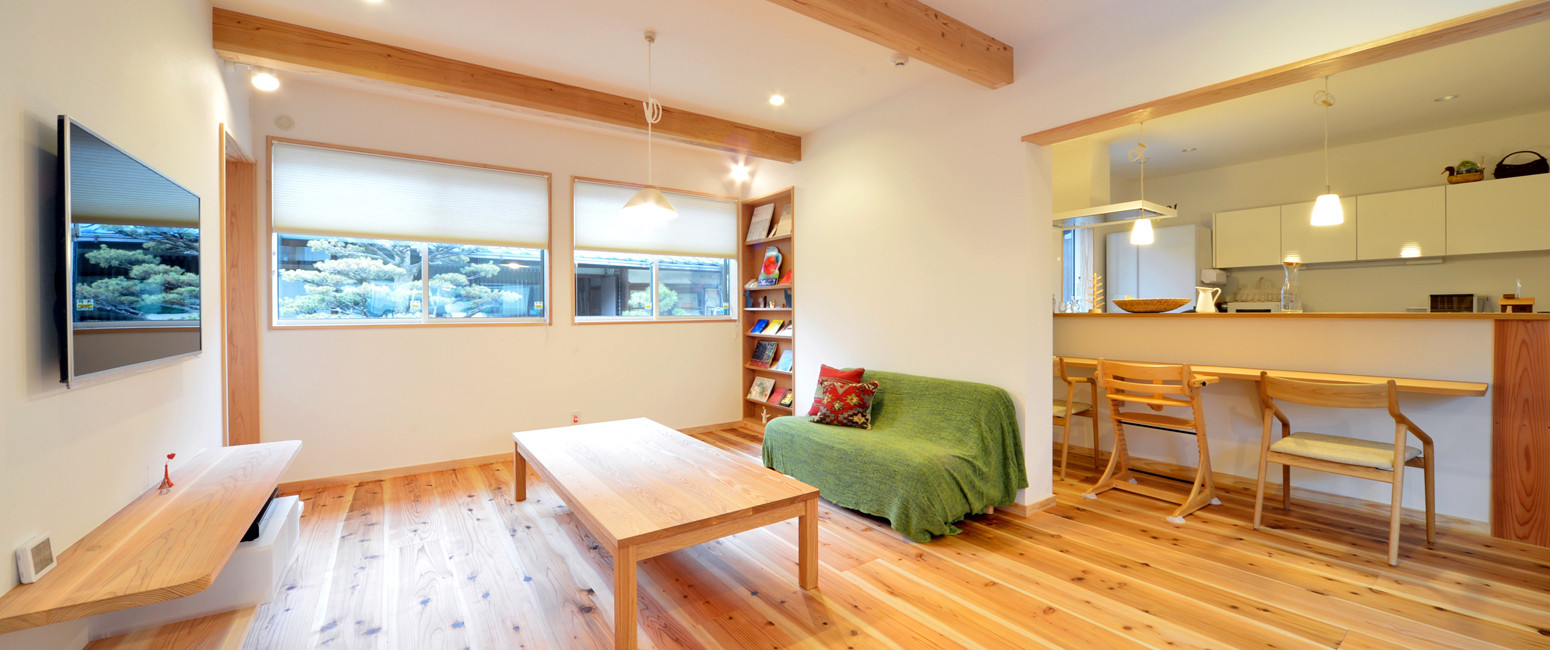 ウェアハウス株式会社